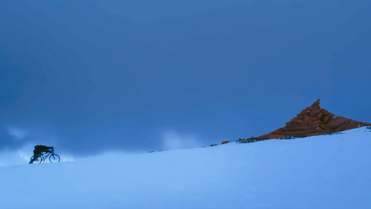 转山剧照