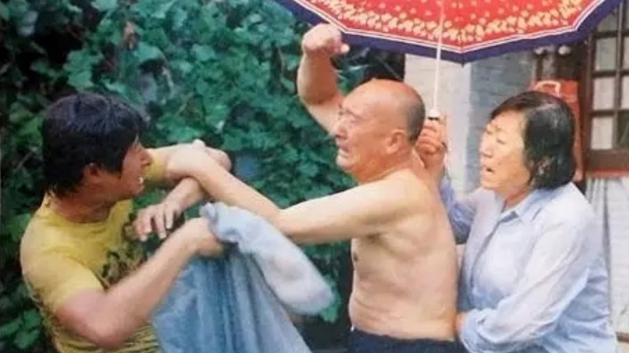 父与子剧照