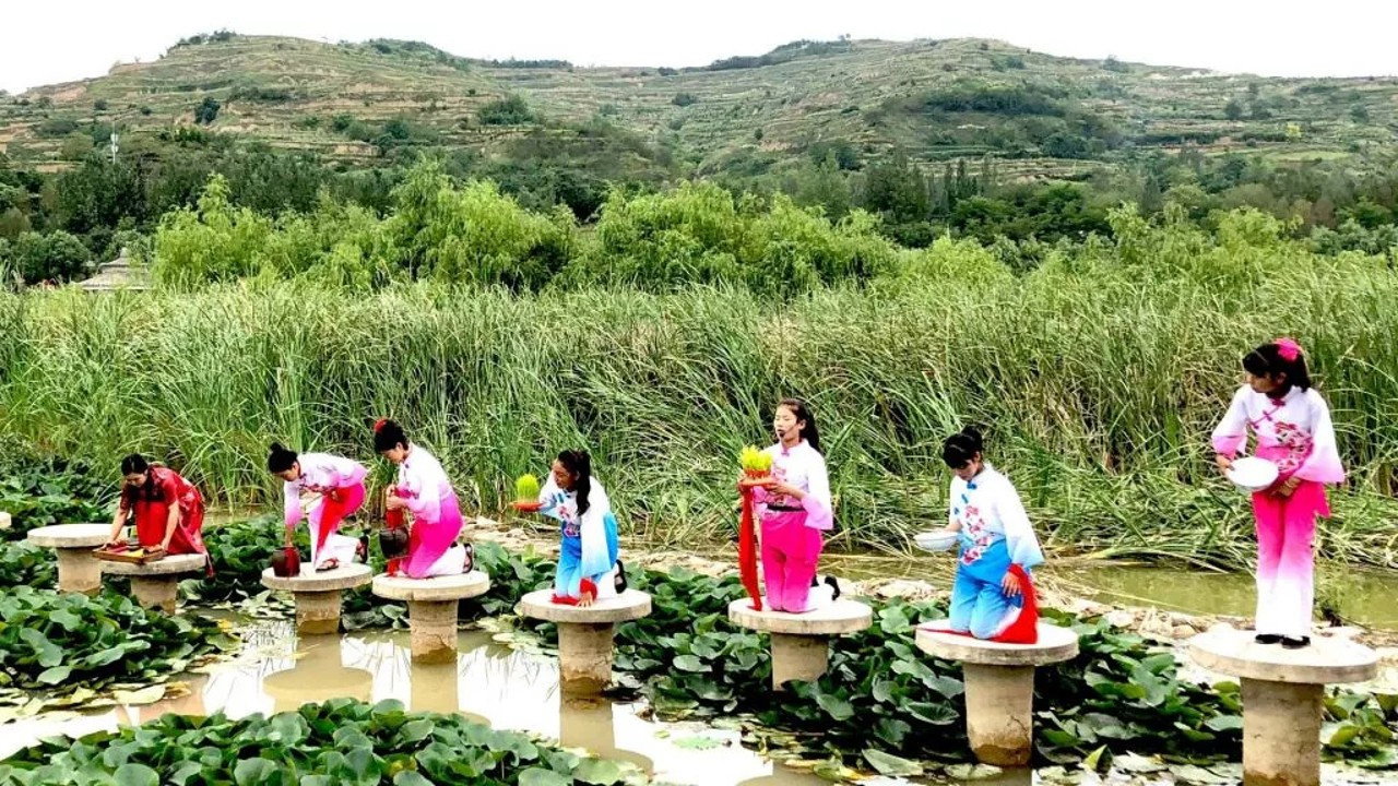 佳节剧照