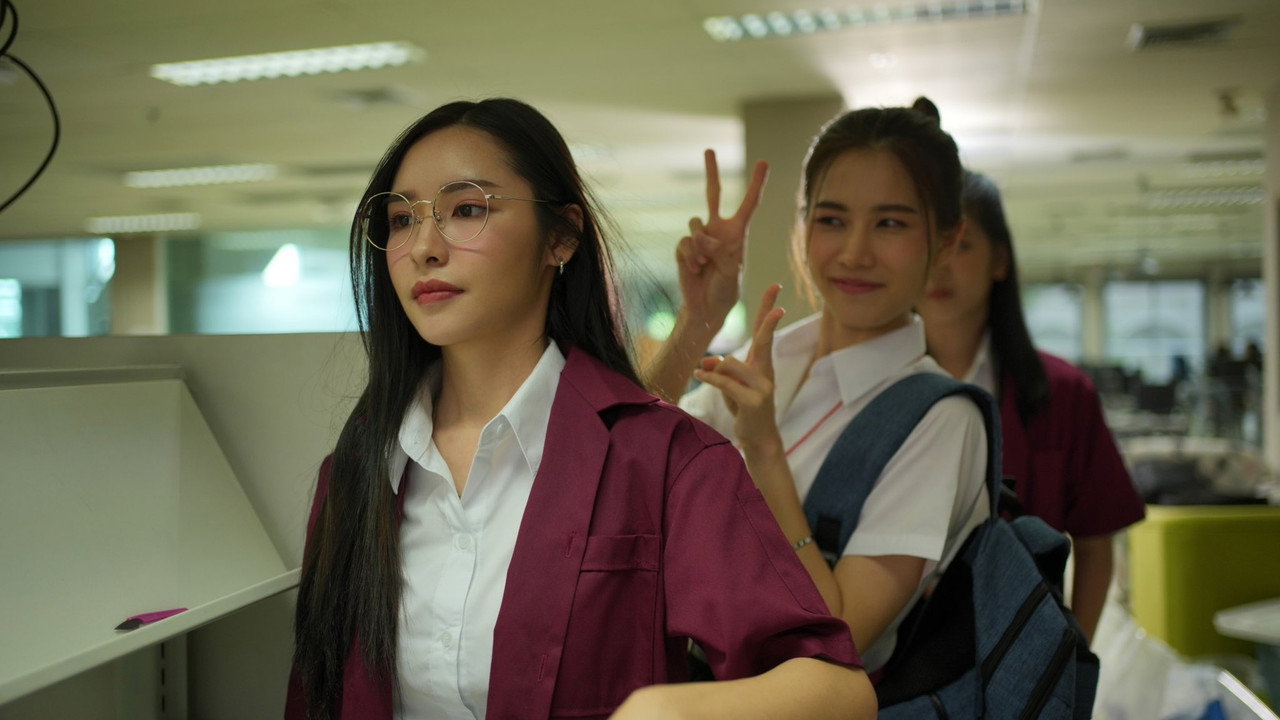 学姐 可以爱我吗剧照