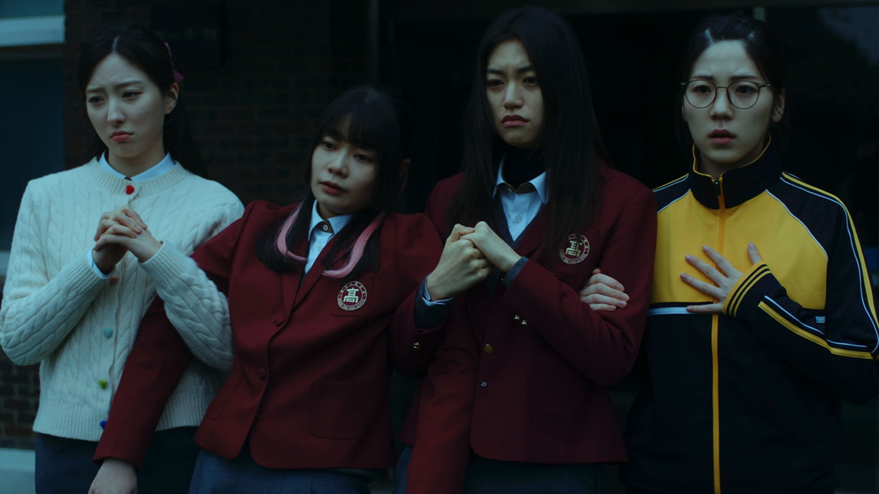 单细胞少女与学校怪谈：建校纪念日剧照