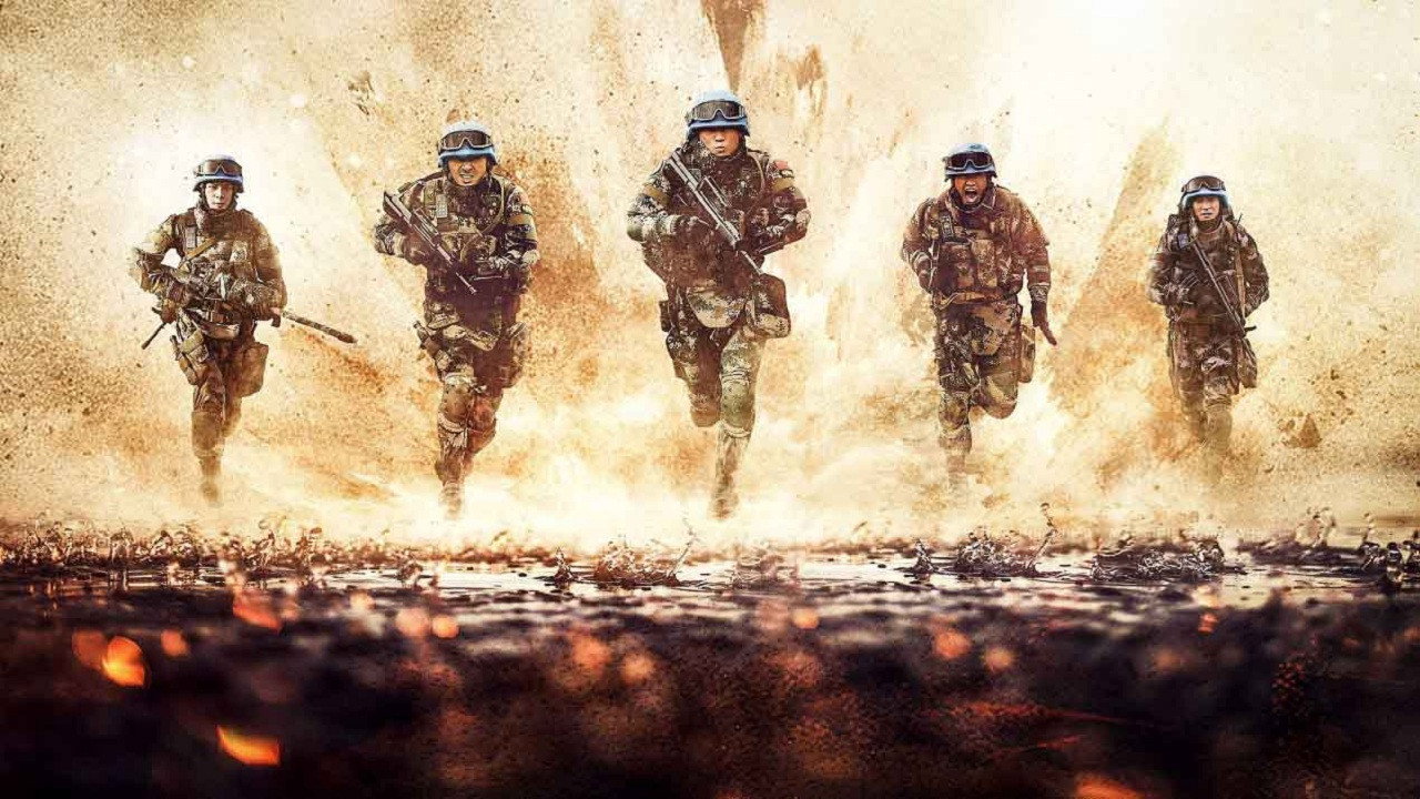 中国蓝盔剧照