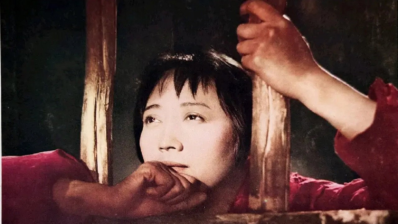 鄂尔多斯风暴剧照