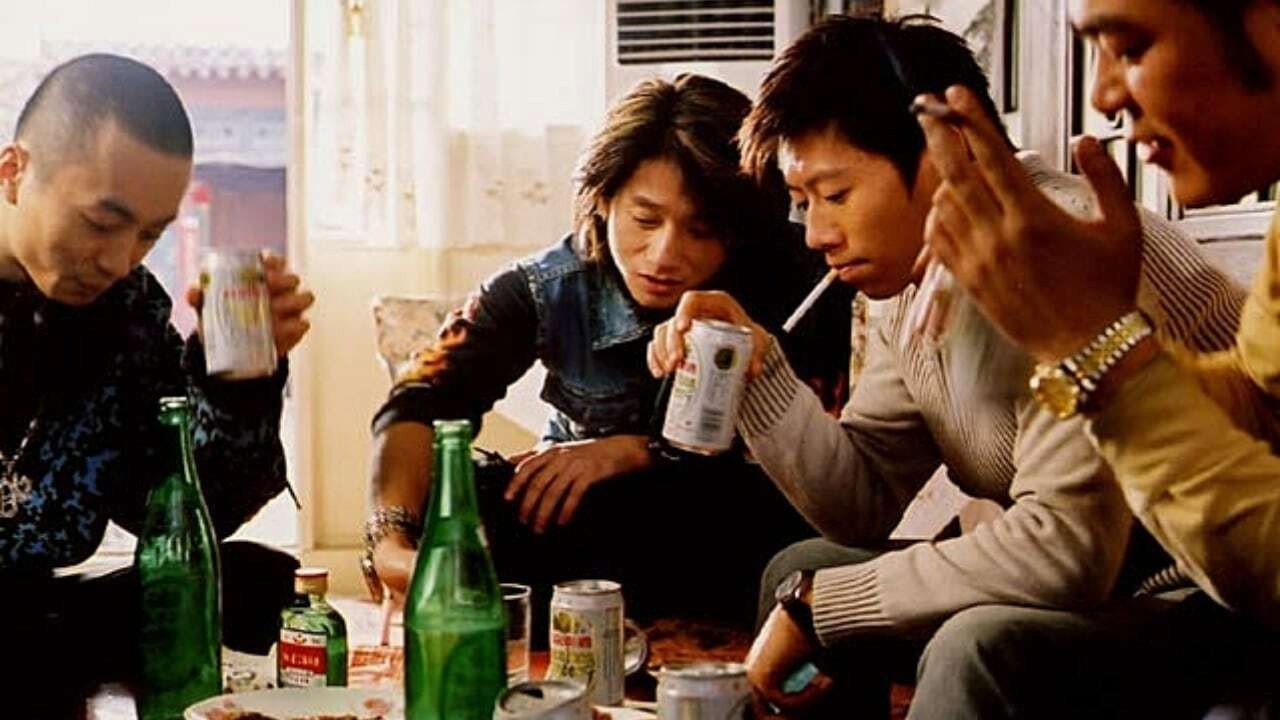 独自等待剧照
