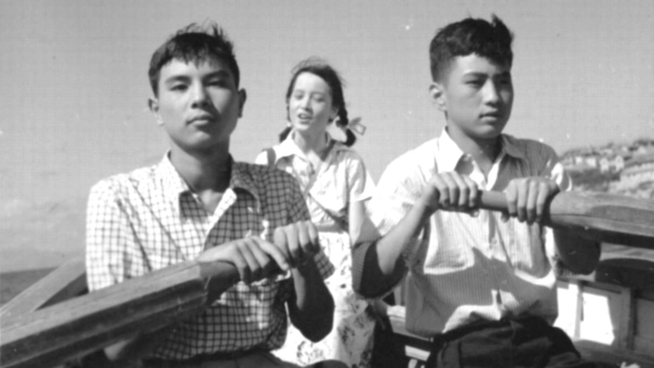 两个小足球队剧照