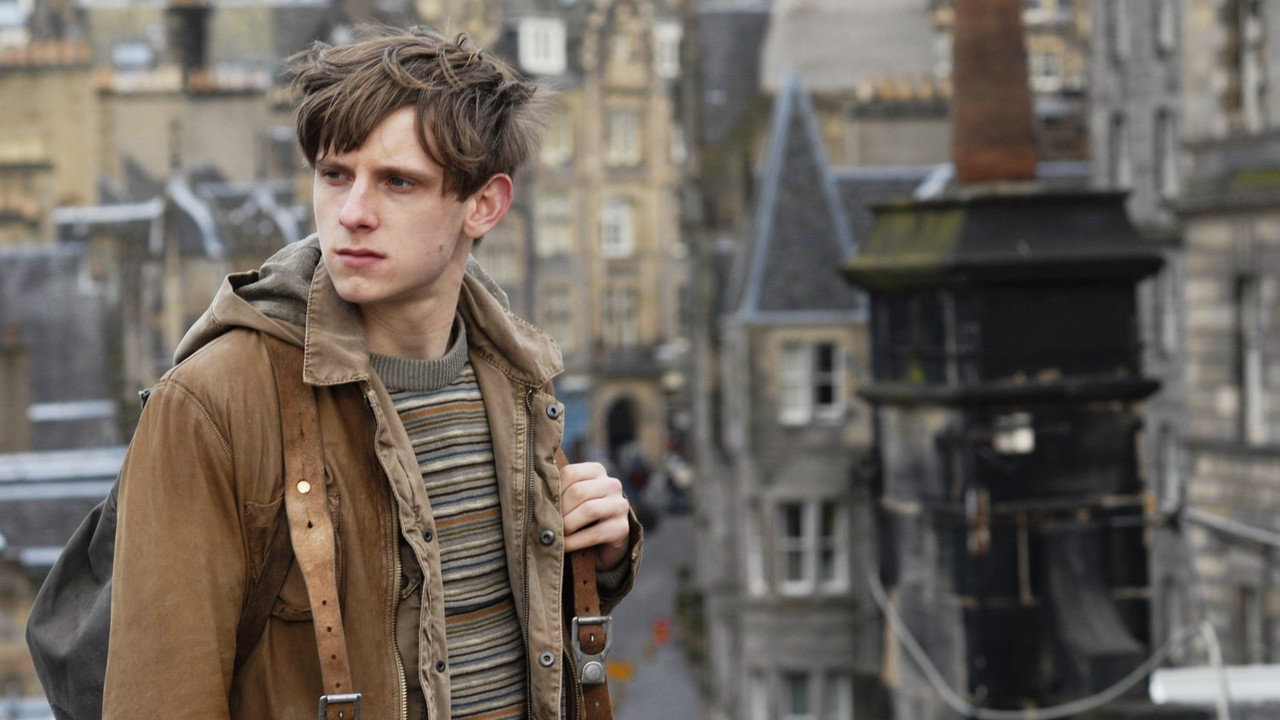在屋顶上流浪剧照