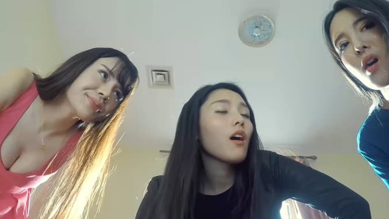 霸道少女团剧照