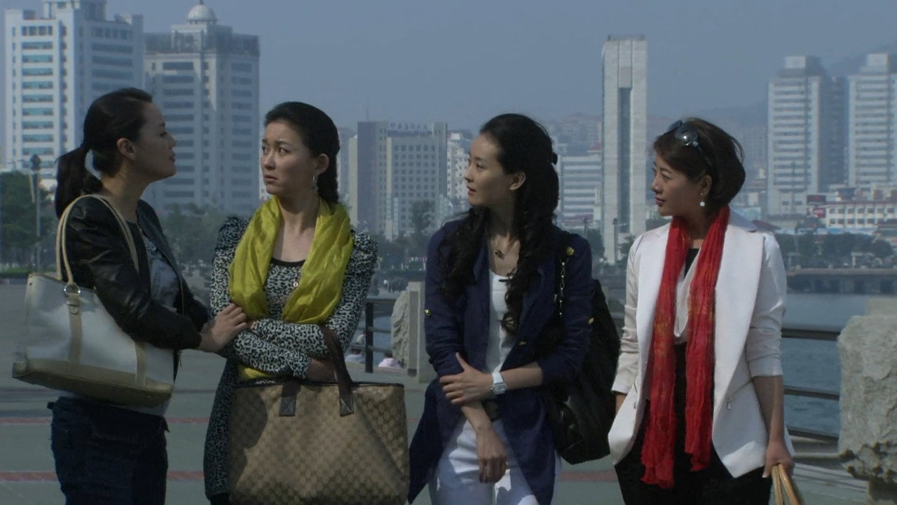 漂亮主妇剧照